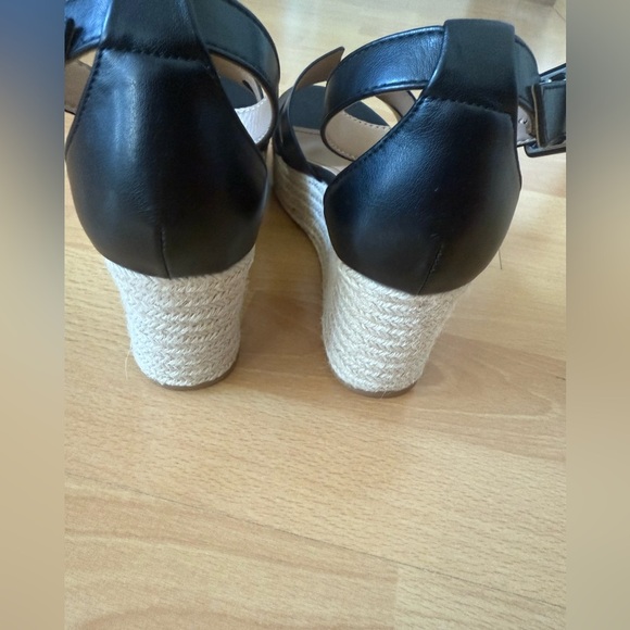 BAMBOO Black Strappy Women's Sandals - Picture 3 of 5